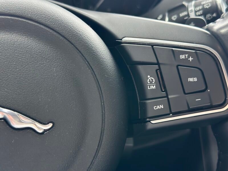 JAGUAR F-PACE 2.0L I4D AWD AUTO