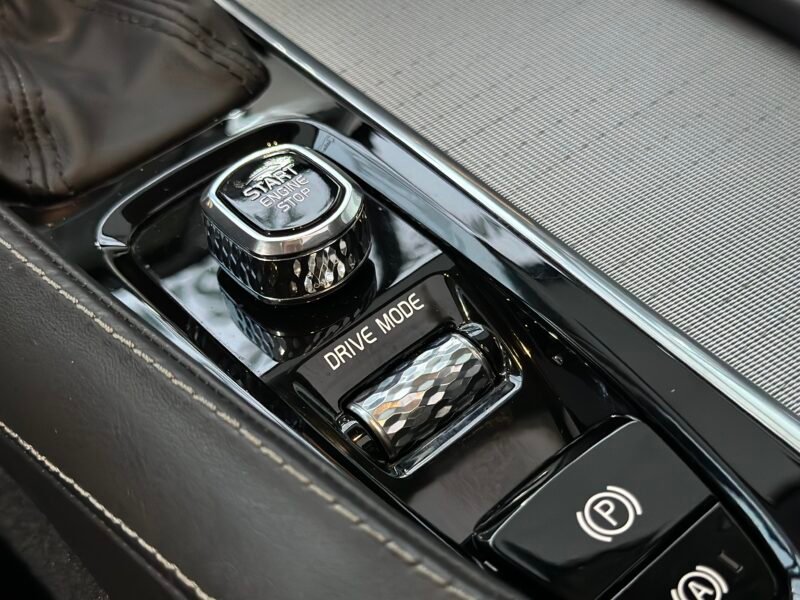 VOLVO XC90 INSCRIPTION AUTO D5 AWD