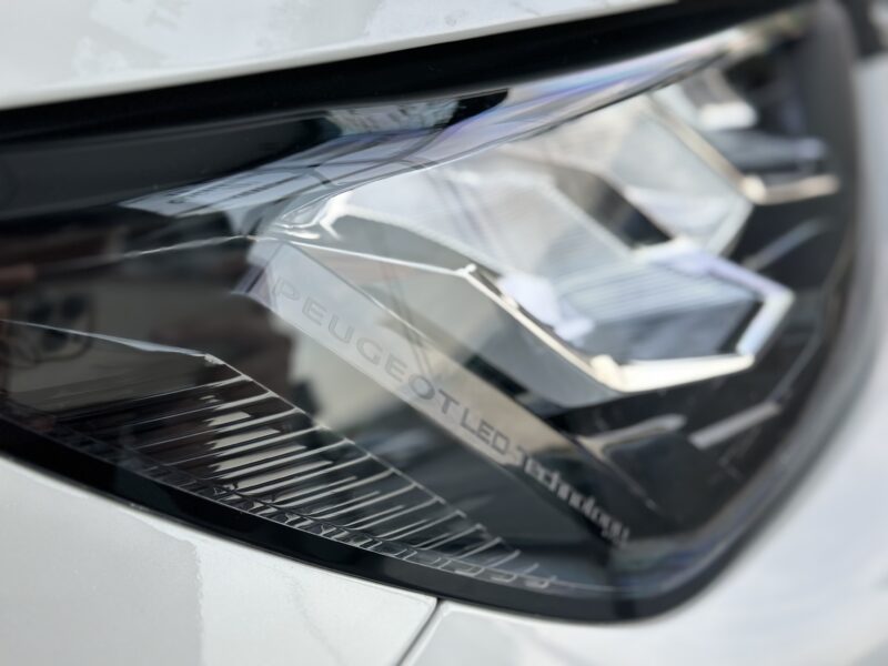 PEUGEOT E-2008 PACK ALLURE AUTOMÁTICO