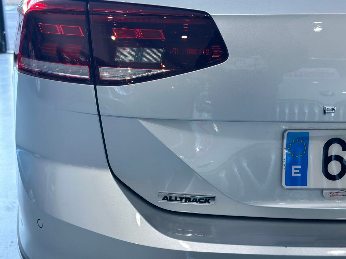VOLKSWAGEN PASSAT ALLTRACK 
