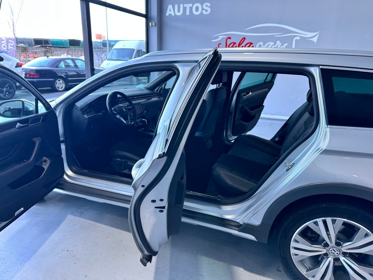 VOLKSWAGEN PASSAT ALLTRACK 