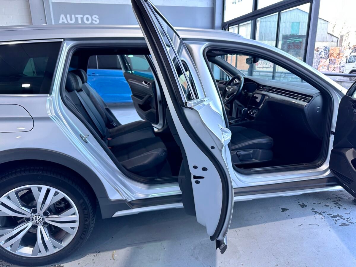 VOLKSWAGEN PASSAT ALLTRACK 