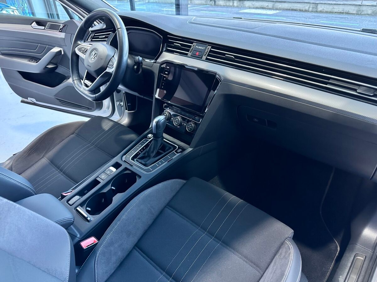 VOLKSWAGEN PASSAT ALLTRACK 