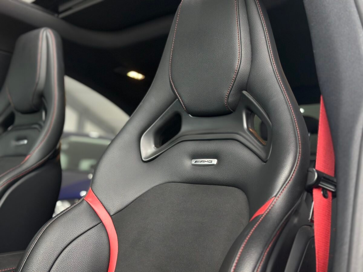 MERCEDES-BENZ CLASE CLA CLA 35 AMG 4 MATIC 305CV