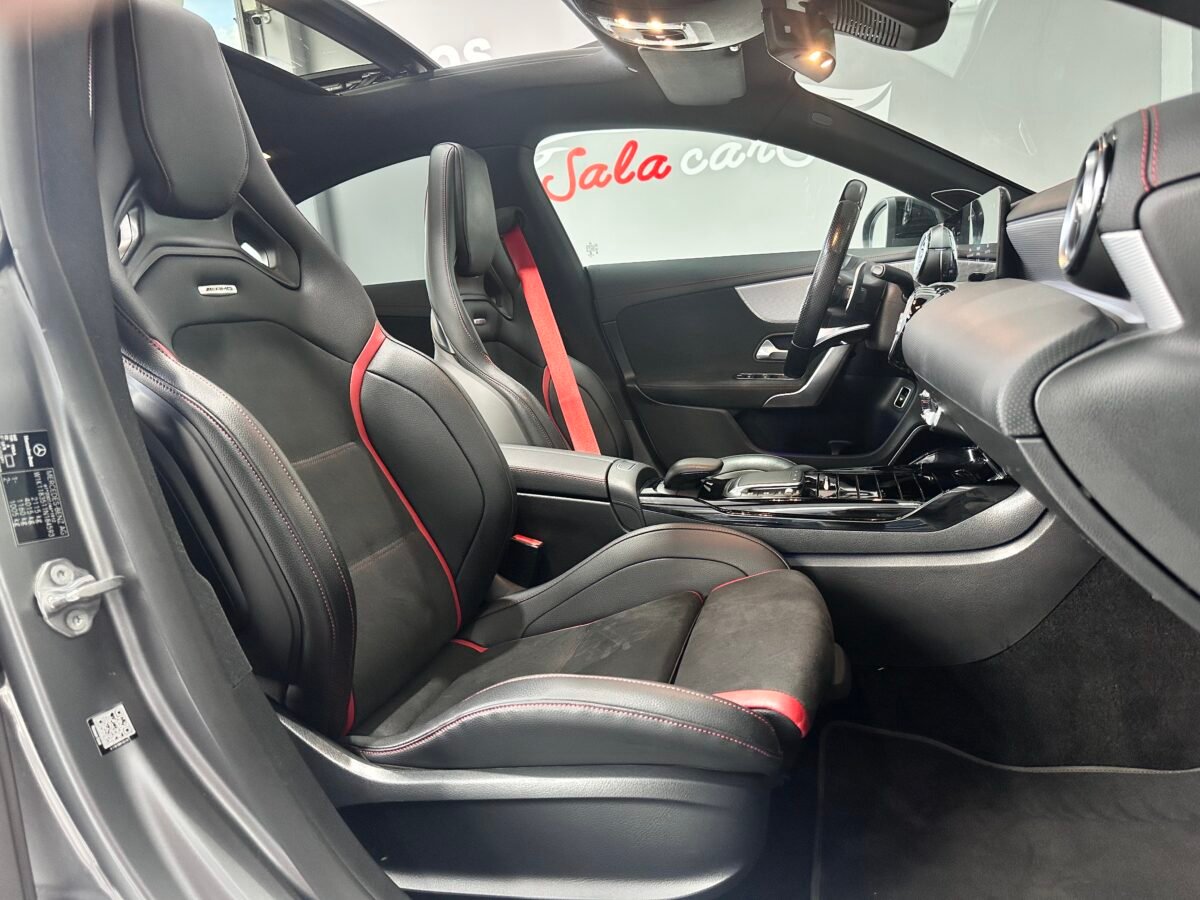 MERCEDES-BENZ CLASE CLA CLA 35 AMG 4 MATIC 305CV