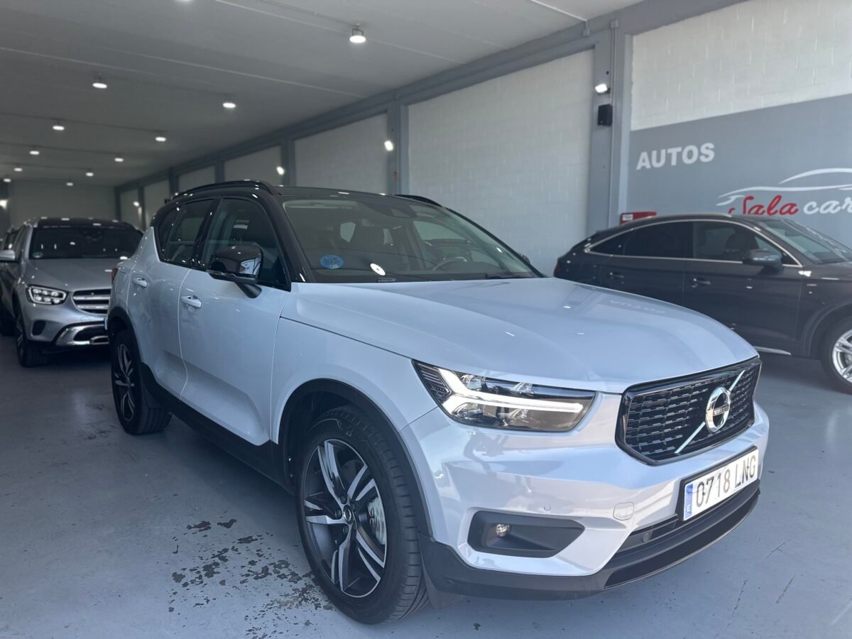 VOLVO XC40 Twin recharge Rdesign exp auto 
