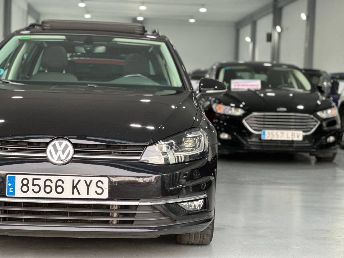 VOLKSWAGEN GOLF 2.0 TDI DSG7