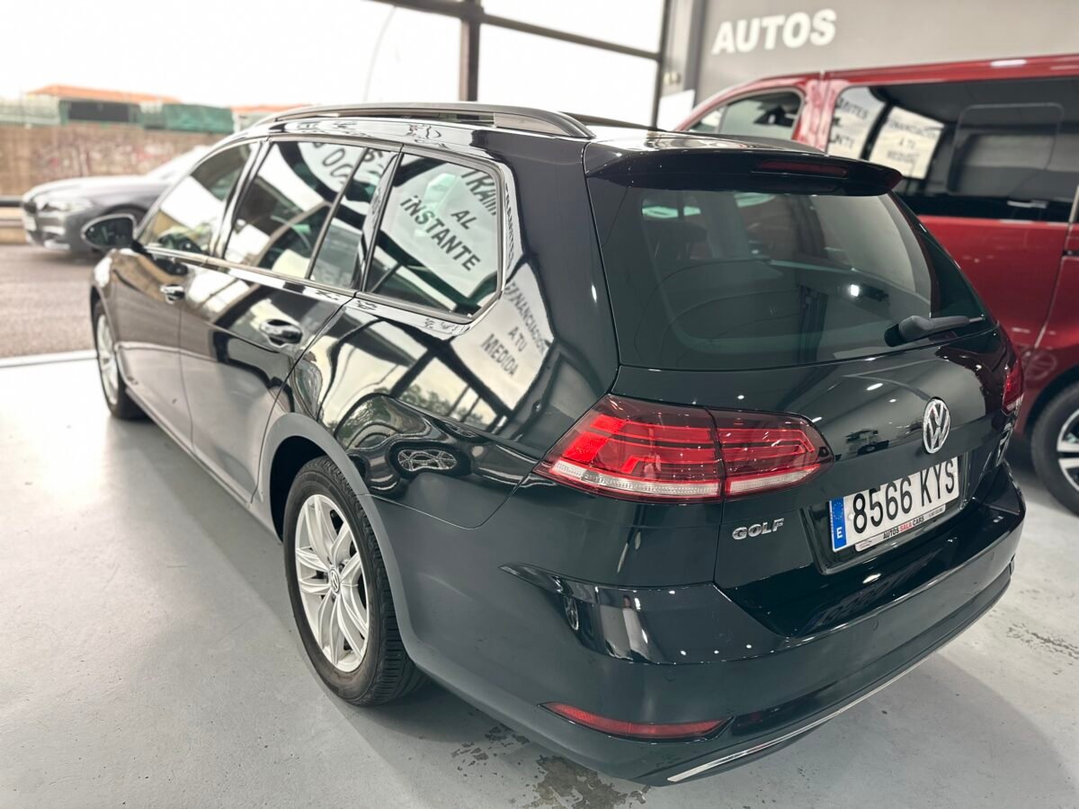 VOLKSWAGEN GOLF 2.0 TDI DSG7