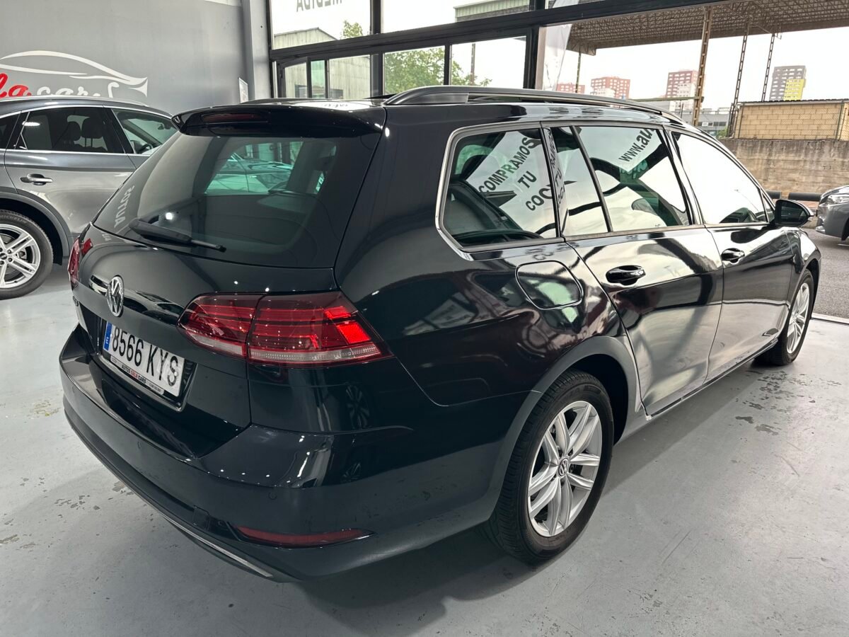 VOLKSWAGEN GOLF 2.0 TDI DSG7