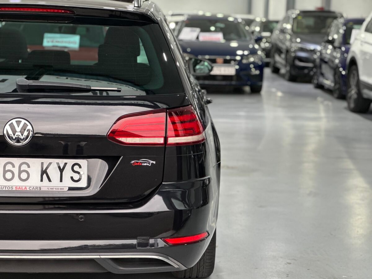 VOLKSWAGEN GOLF 2.0 TDI DSG7