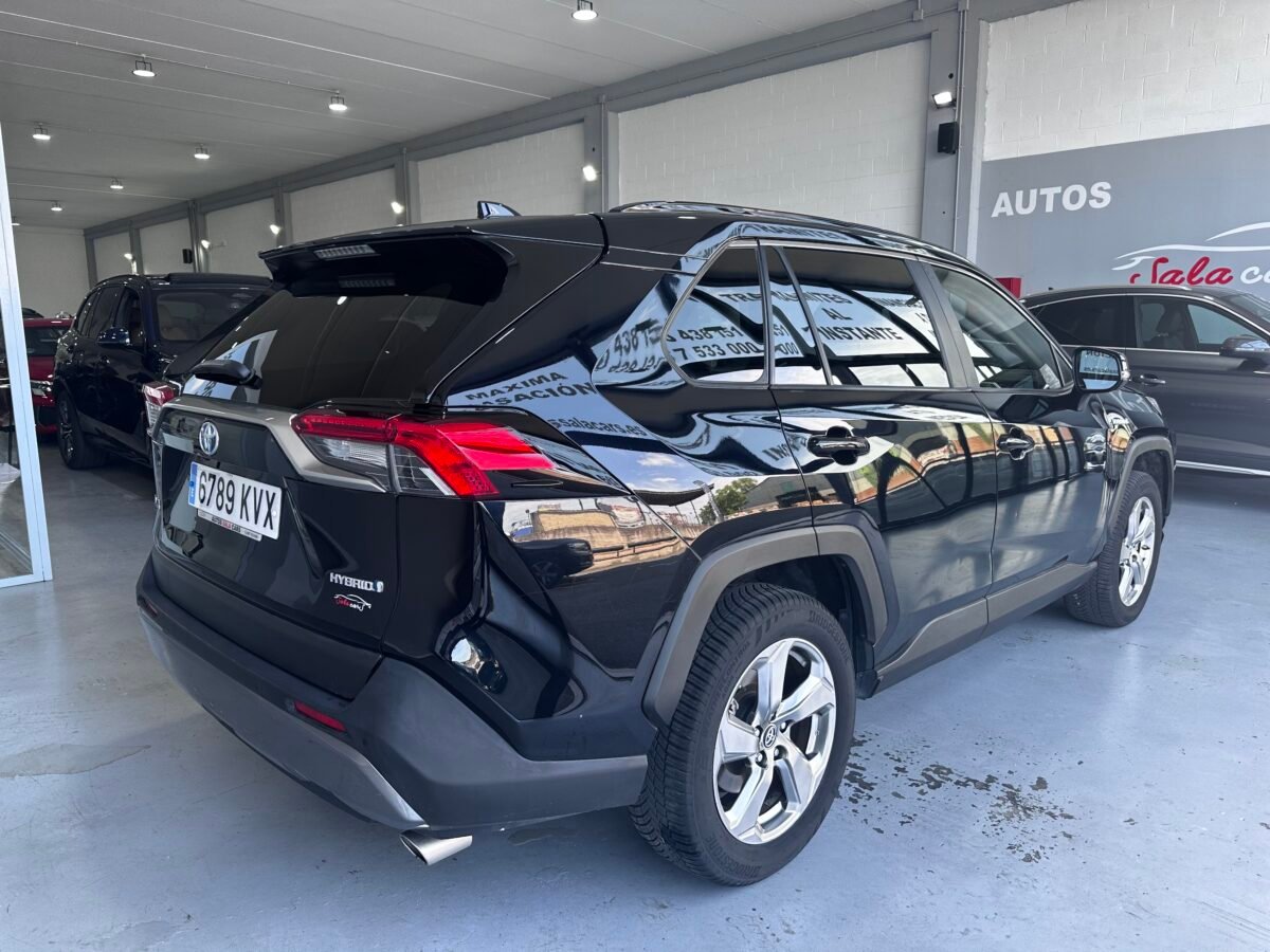 TOYOTA RAV4 Advance plus 