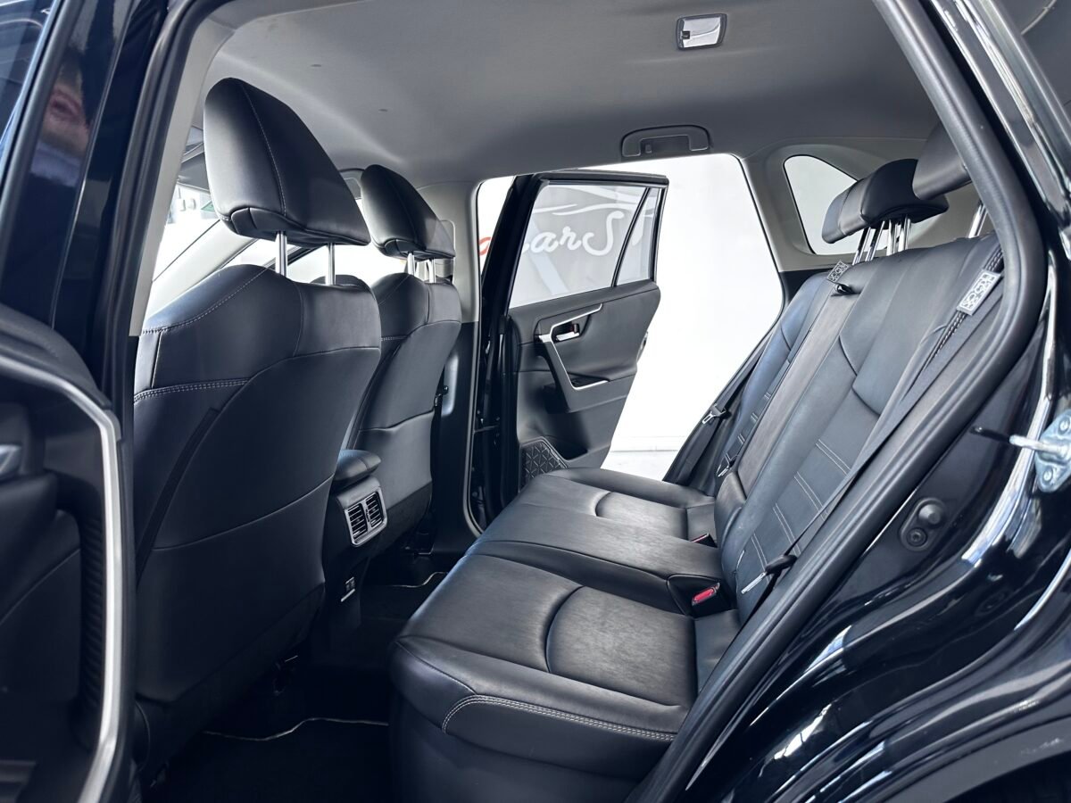 TOYOTA RAV4 Advance plus 