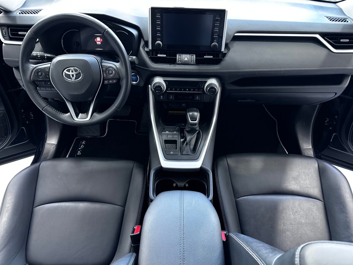 TOYOTA RAV4 Advance plus 
