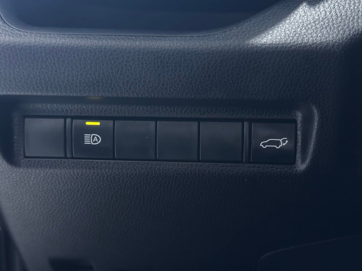 TOYOTA RAV4 Advance plus 