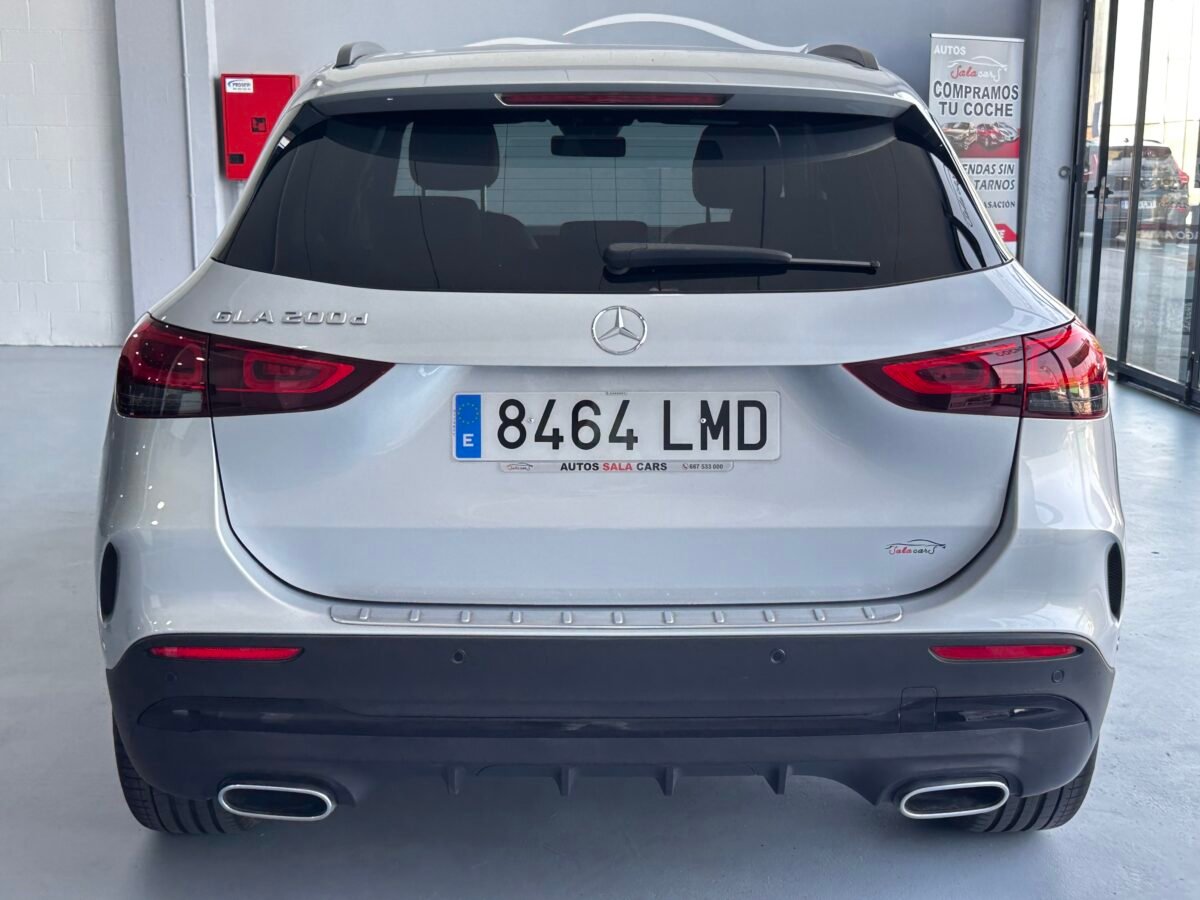 MERCEDES-BENZ GLA AMG LINE 200