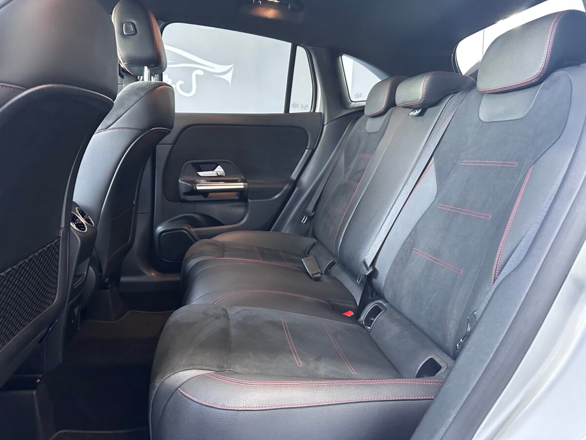 MERCEDES-BENZ GLA AMG LINE 200