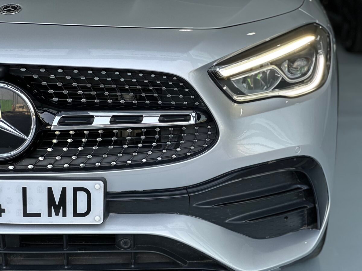 MERCEDES-BENZ GLA AMG LINE 200
