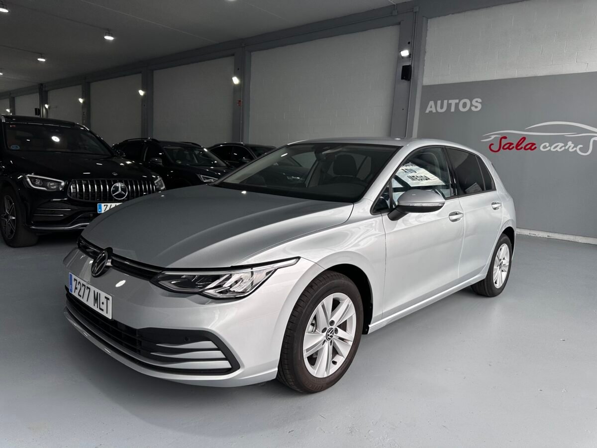 VOLKSWAGEN GOLF Life 2.0 TDI 