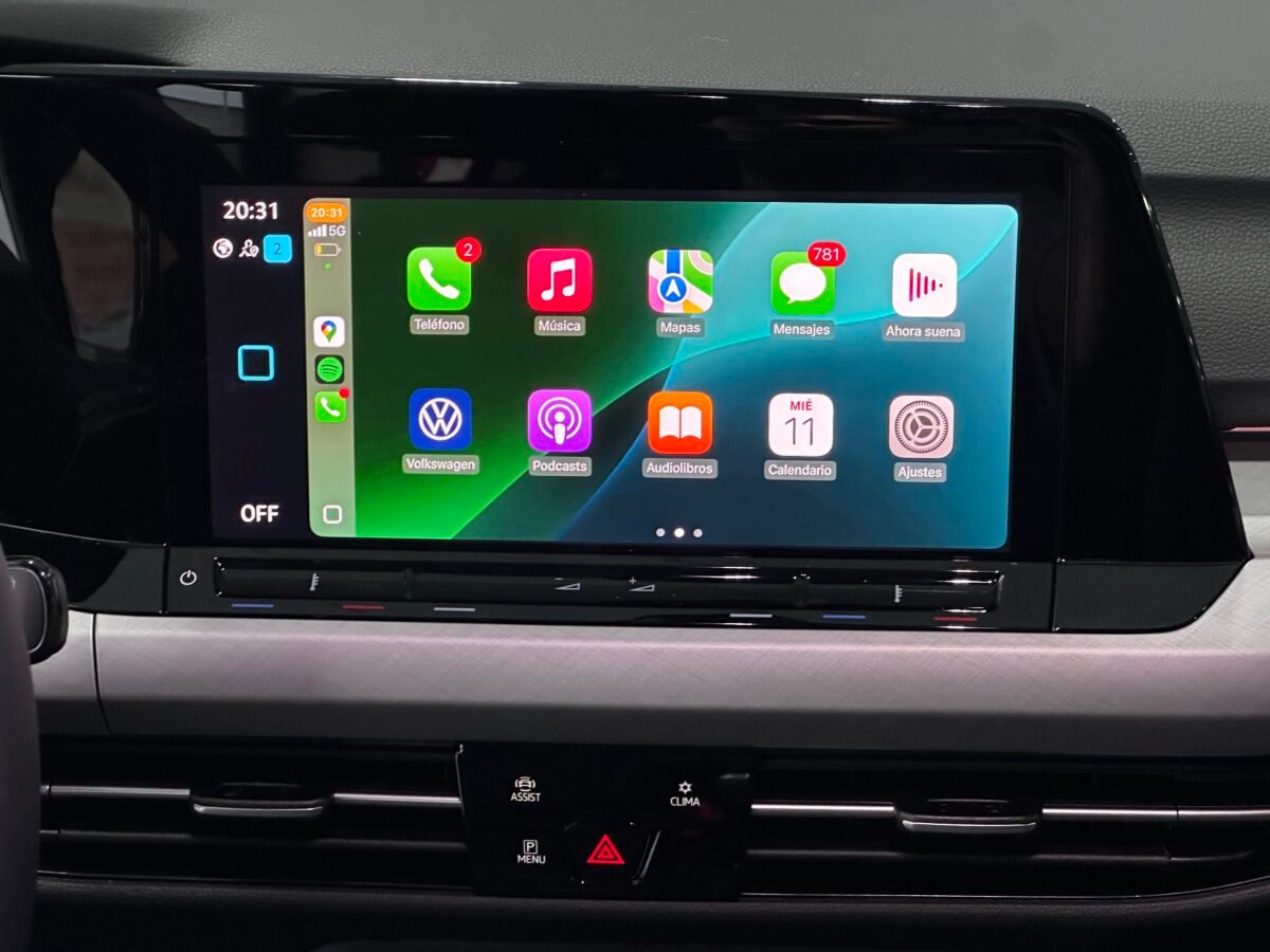 VOLKSWAGEN GOLF Life 2.0 TDI 