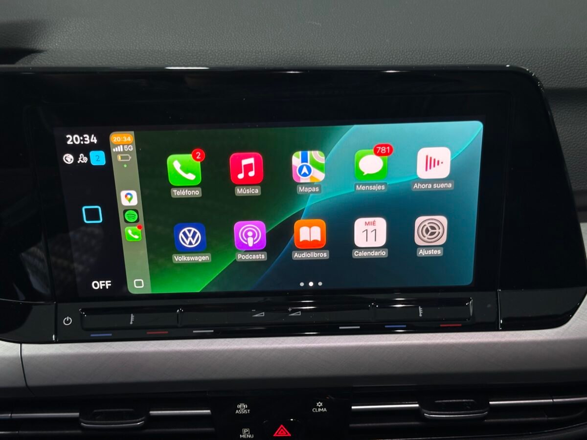 VOLKSWAGEN GOLF Life 2.0 TDI 