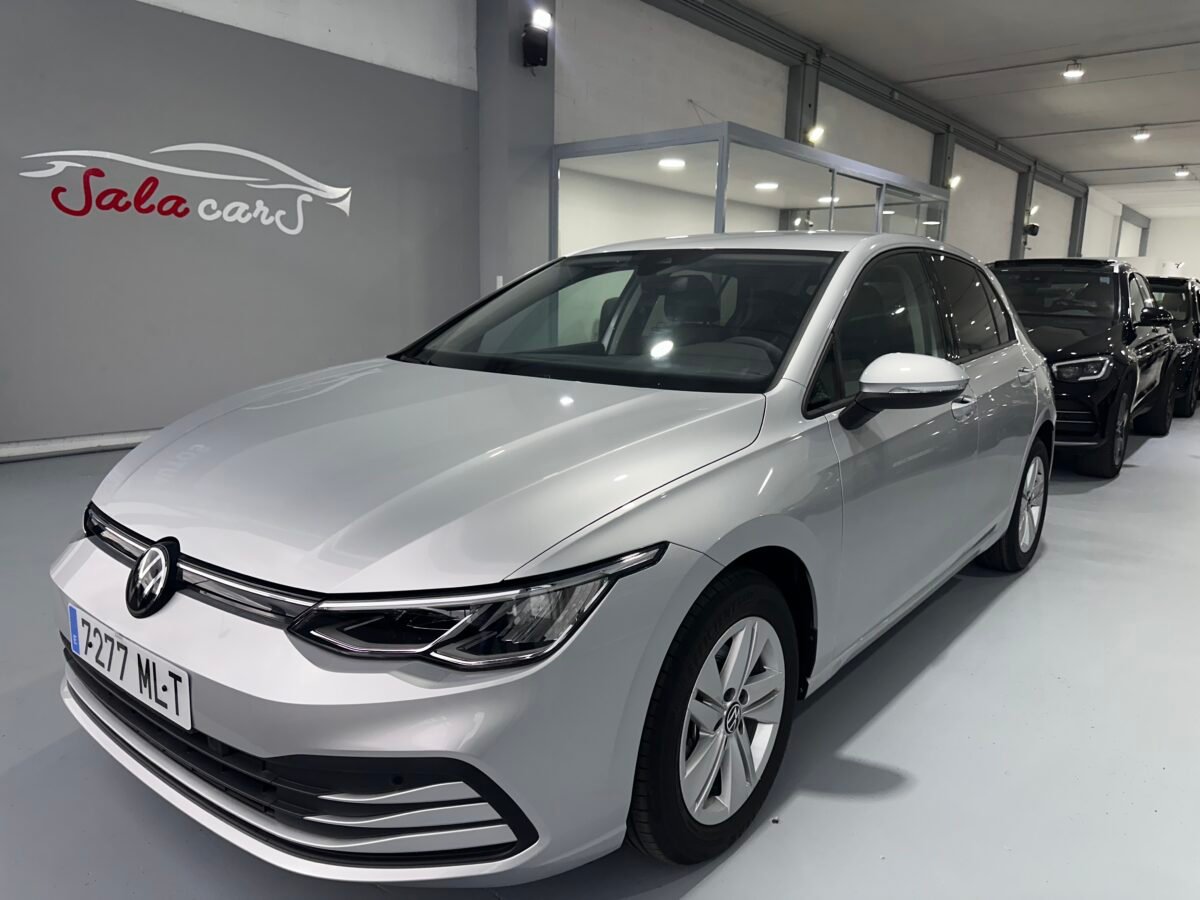 VOLKSWAGEN GOLF Life 2.0 TDI 