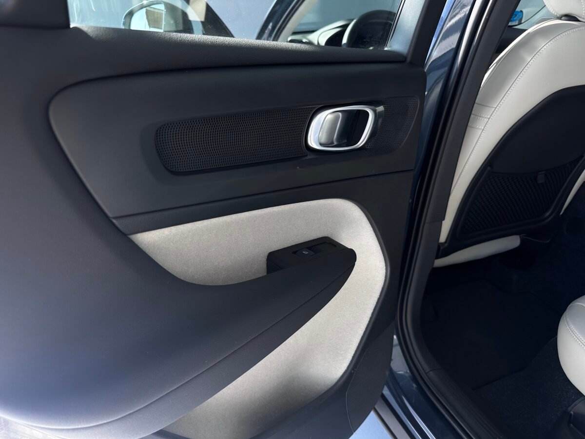 VOLVO XC40 Recharge inscription auto 
