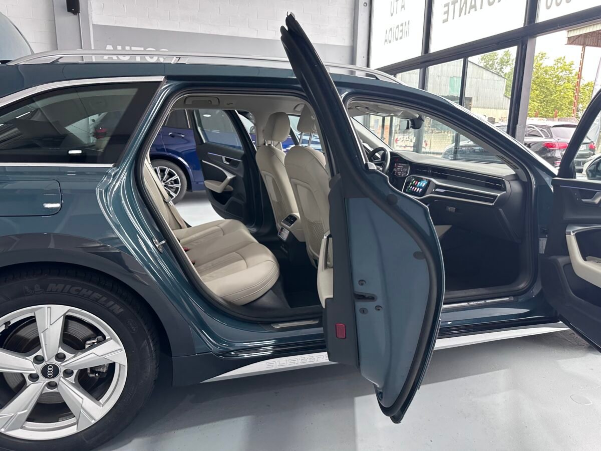 AUDI A6 Allroad Quattro A6 Alrroad  55 TDI 3.0 V6 345CV 