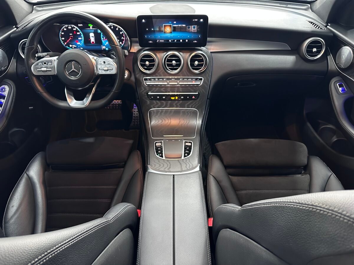 MERCEDES-BENZ GLC COUPE AMG 300 ECO