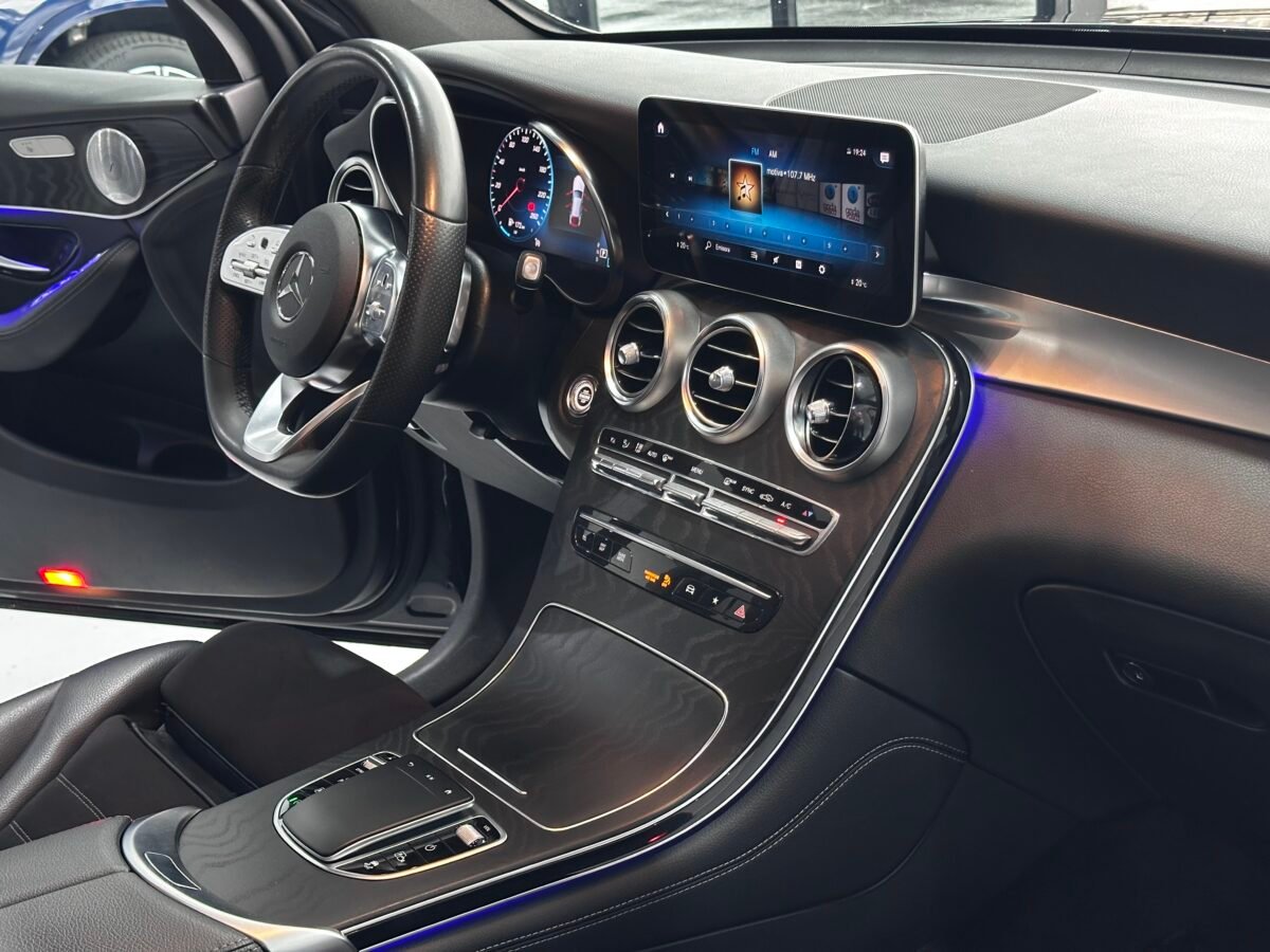 MERCEDES-BENZ GLC COUPE AMG 300 ECO