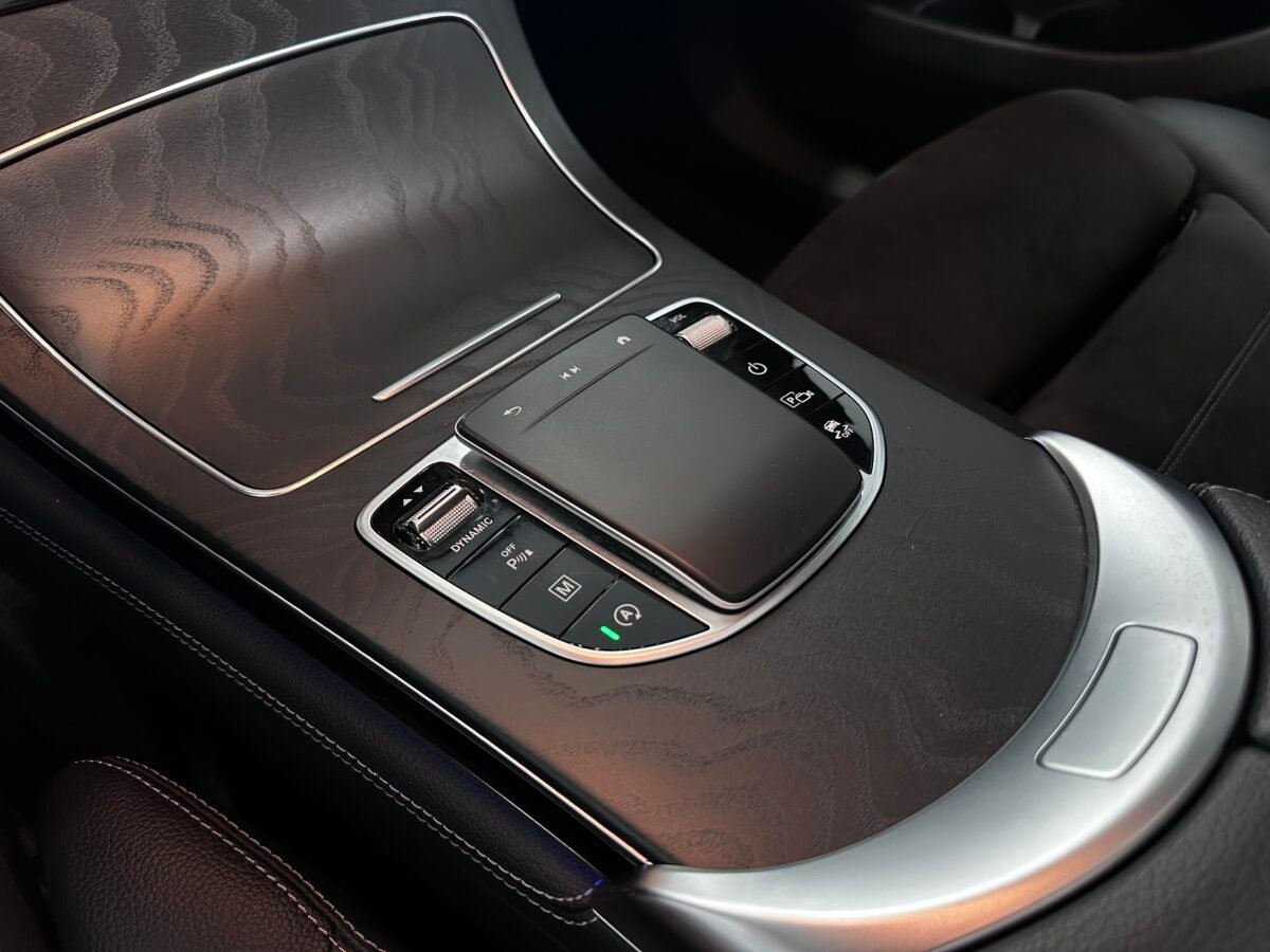 MERCEDES-BENZ GLC COUPE AMG 300 ECO