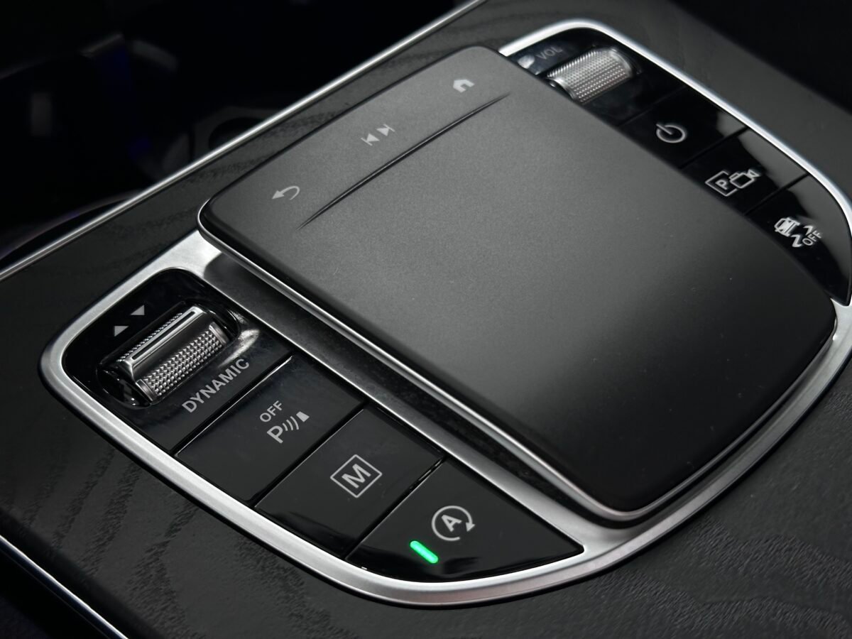 MERCEDES-BENZ GLC COUPE AMG 300 ECO