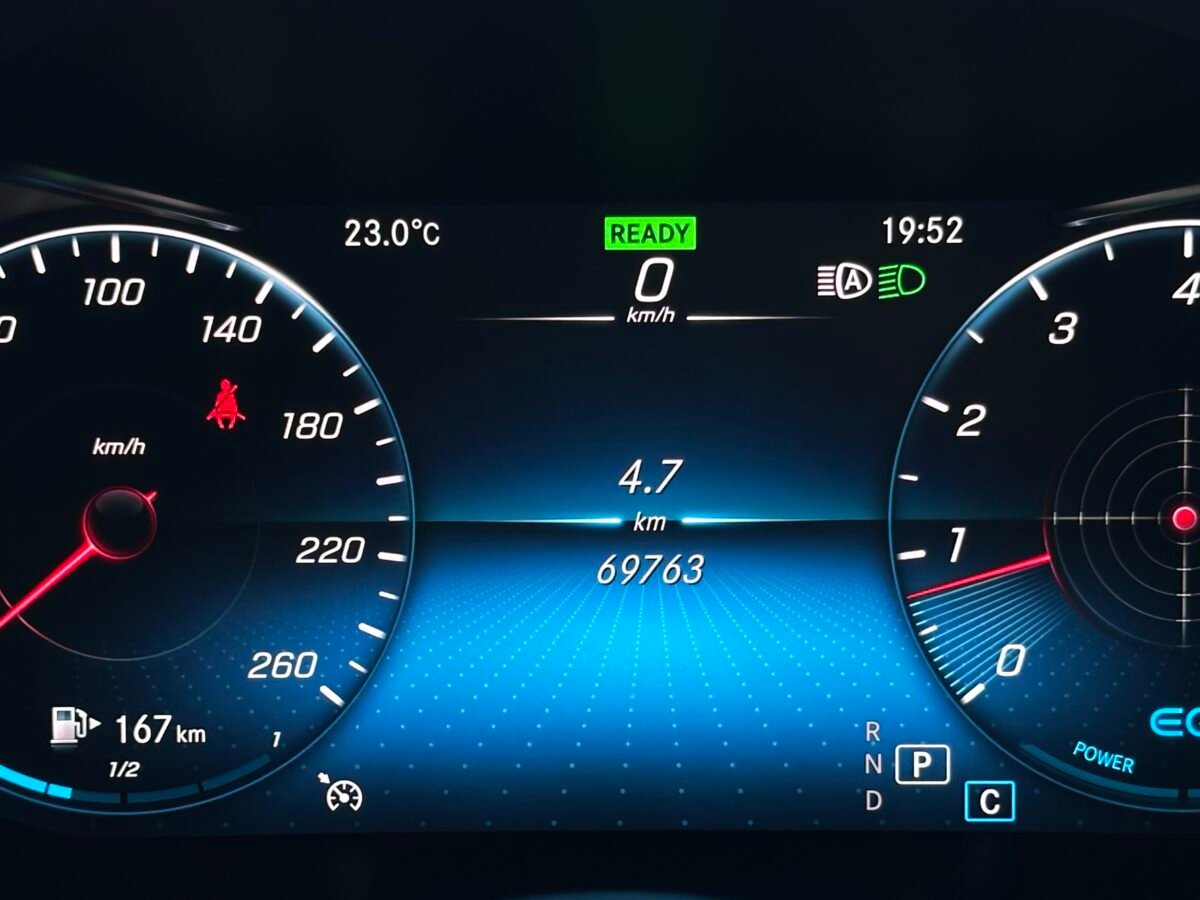 MERCEDES-BENZ GLC COUPE AMG 300 ECO