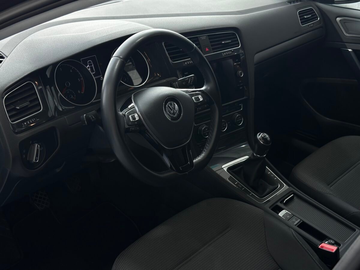 VOLKSWAGEN GOLF 1.6 TDI