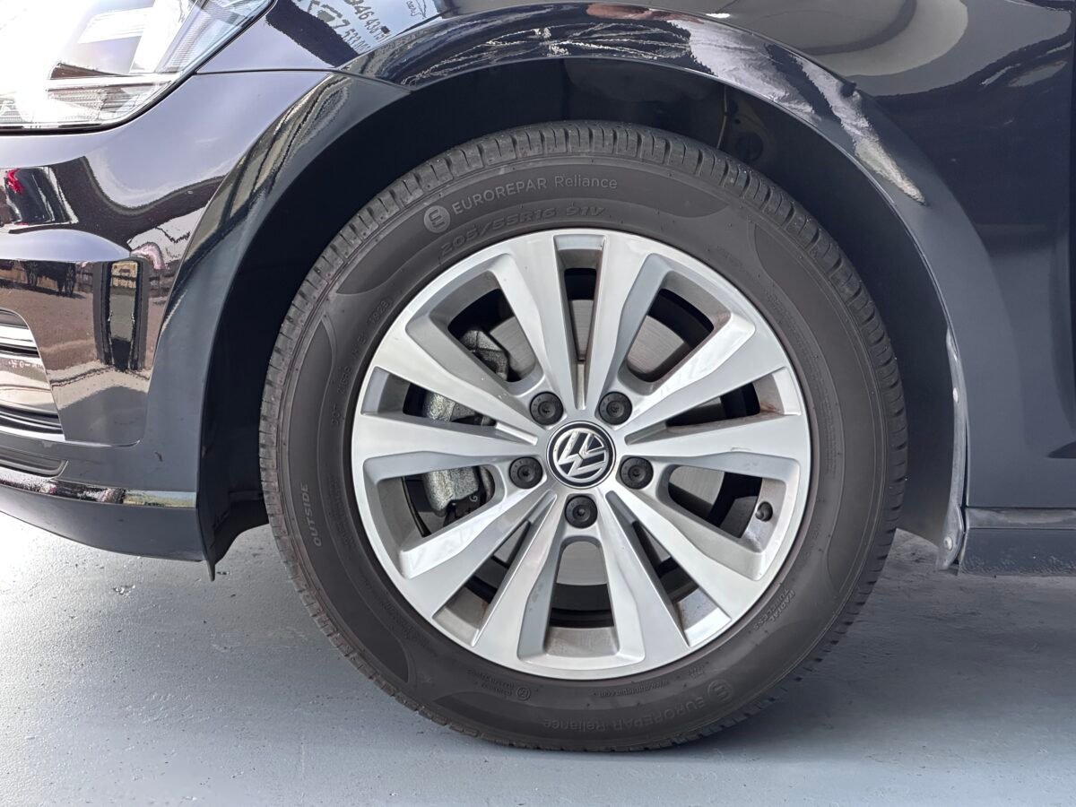 VOLKSWAGEN GOLF 1.6 TDI
