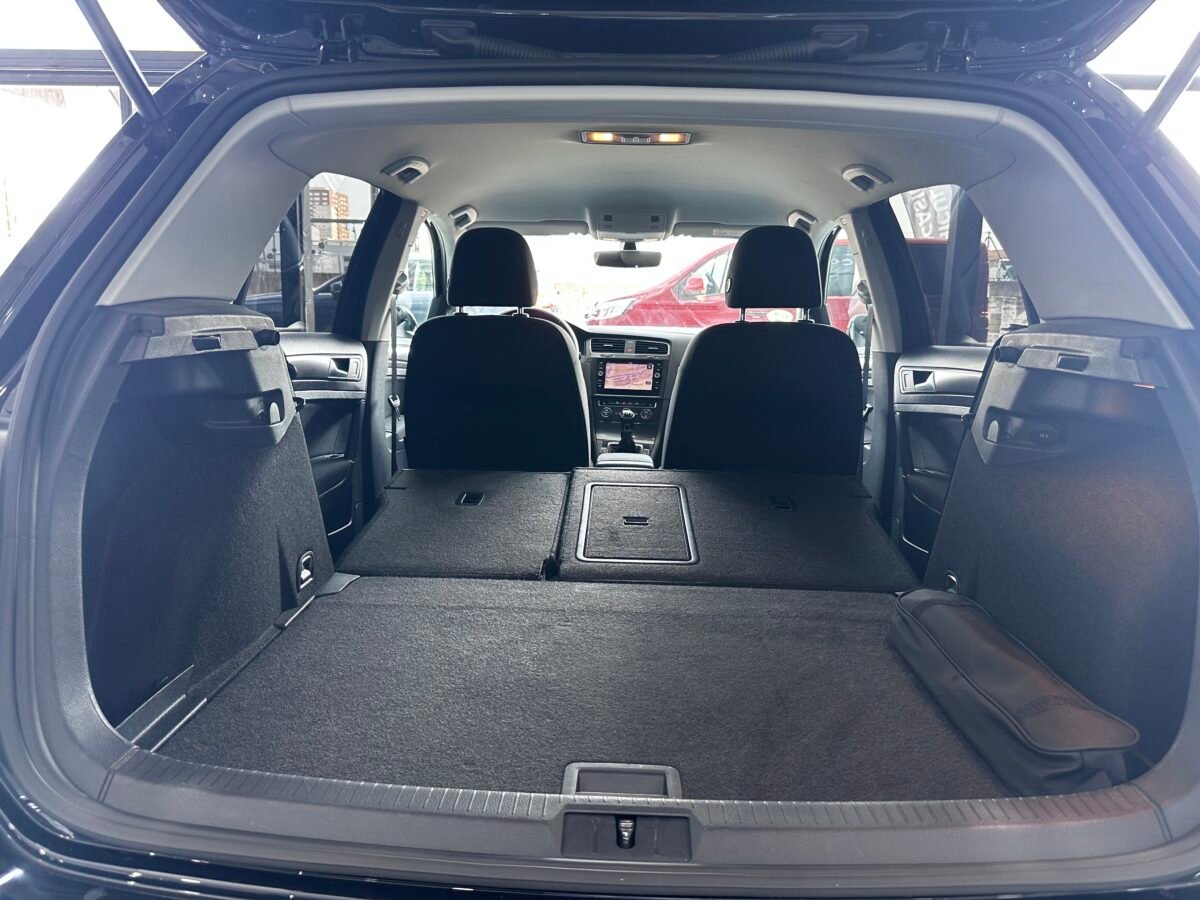 VOLKSWAGEN GOLF 1.6 TDI