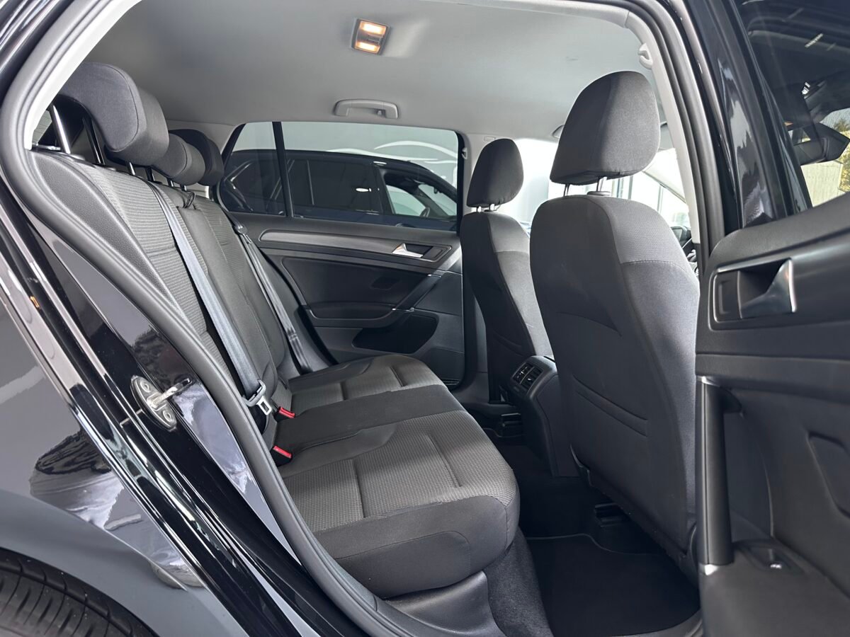 VOLKSWAGEN GOLF 1.6 TDI
