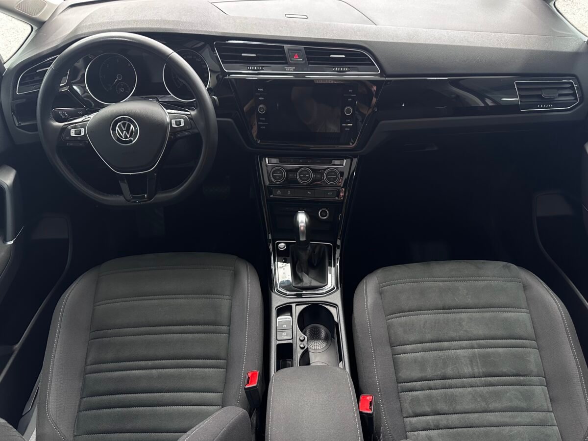 VOLKSWAGEN TOURAN 2.0 TDI DSG7 RLINE