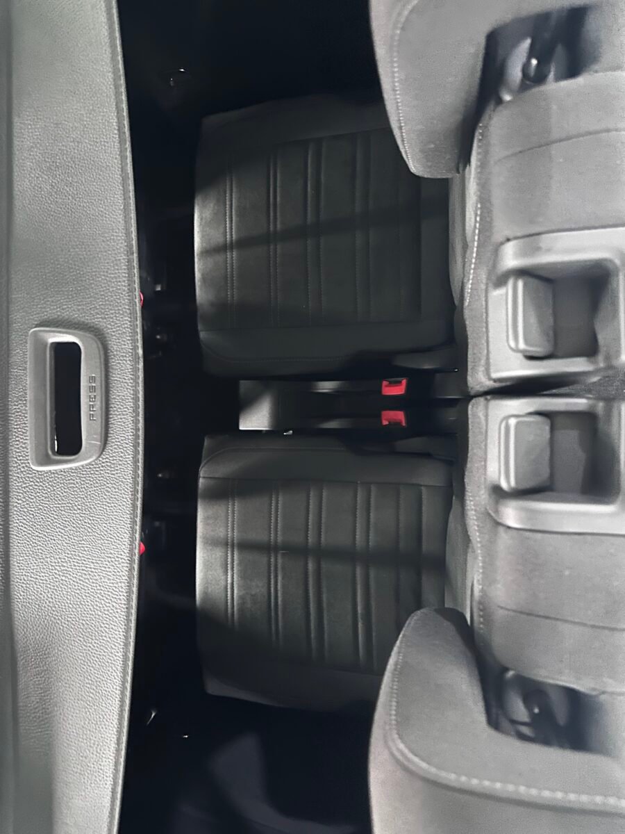 VOLKSWAGEN TOURAN 2.0 TDI DSG7 RLINE