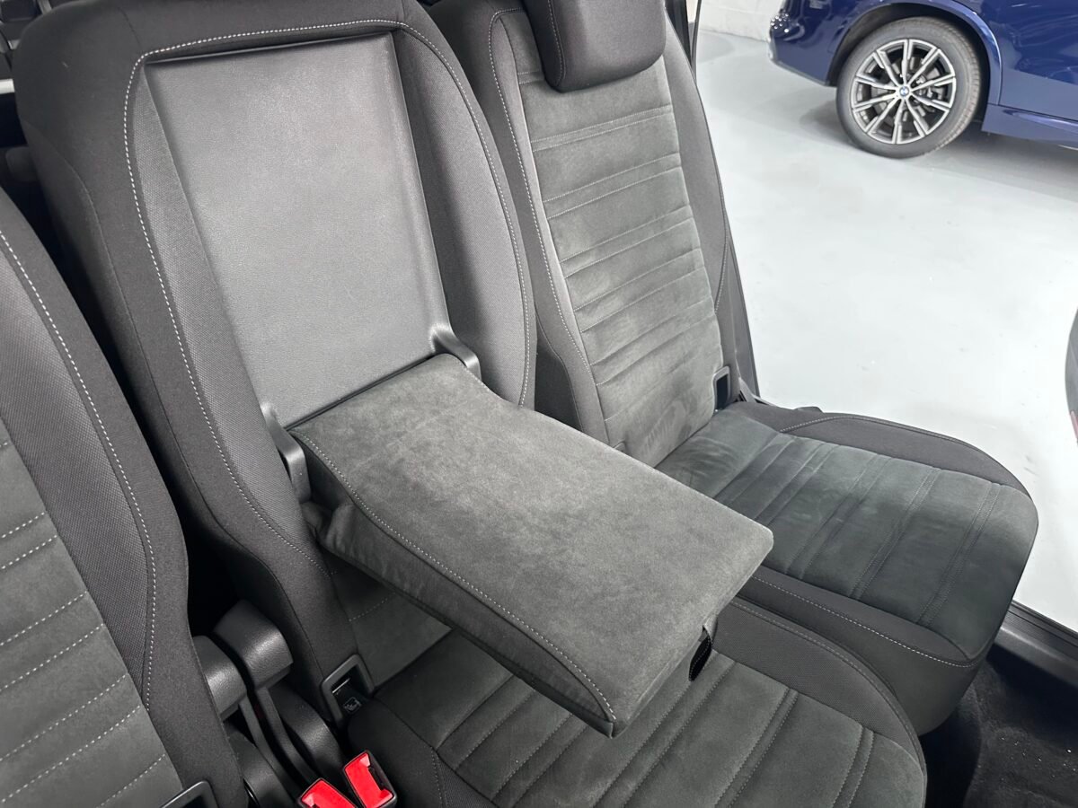 VOLKSWAGEN TOURAN 2.0 TDI DSG7 RLINE