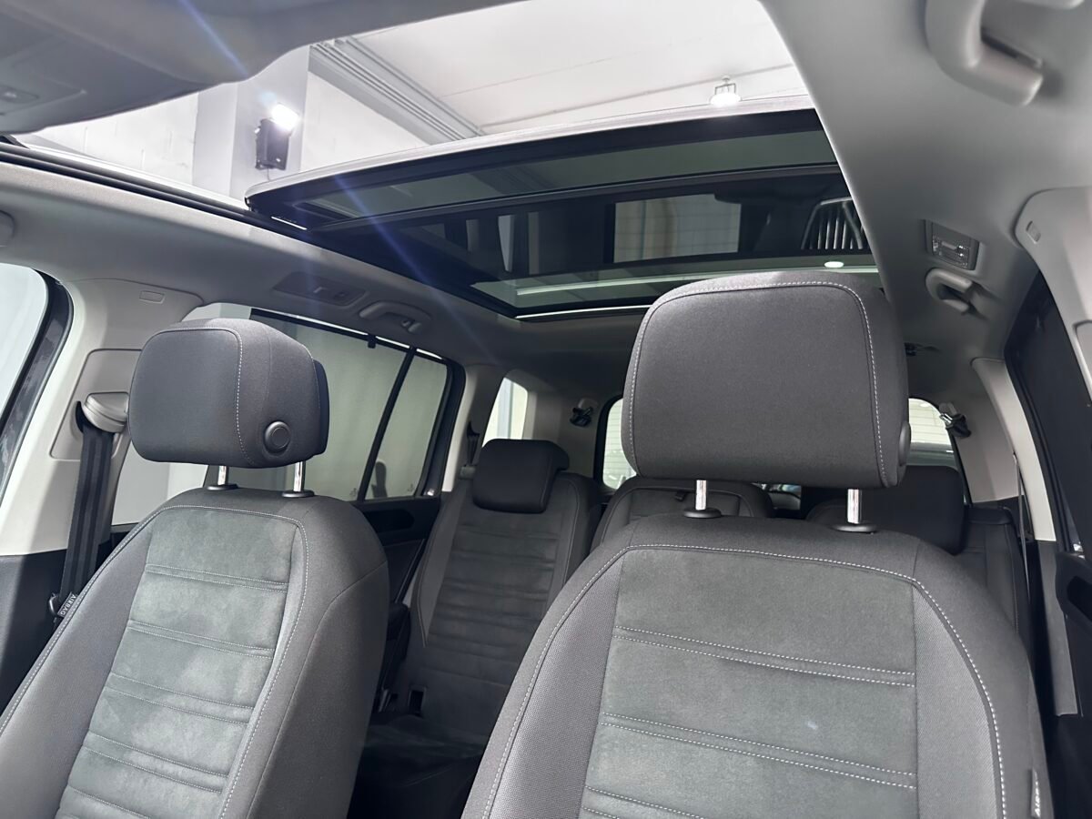 VOLKSWAGEN TOURAN 2.0 TDI DSG7 RLINE