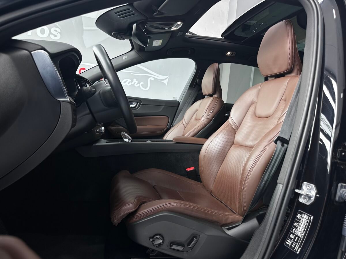 VOLVO XC60 T6 AWD  RECHARGE INSCRIPTION AUTO 