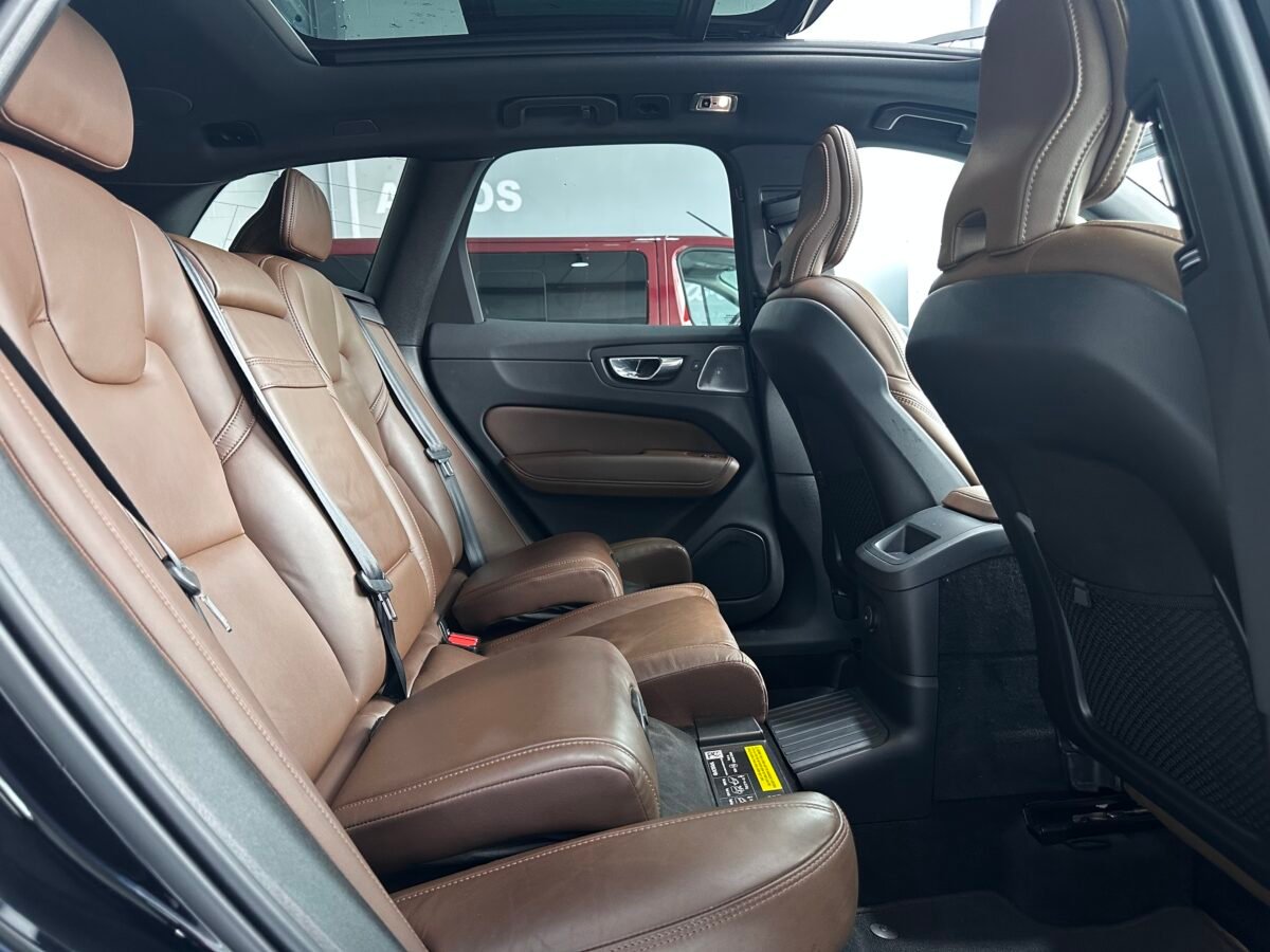 VOLVO XC60 T6 AWD  RECHARGE INSCRIPTION AUTO 