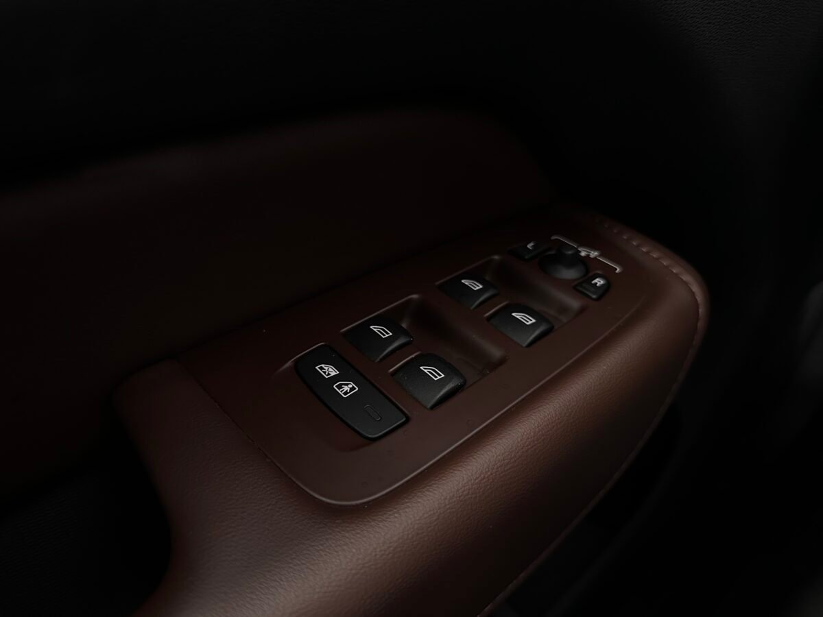 VOLVO XC60 T6 AWD  RECHARGE INSCRIPTION AUTO 