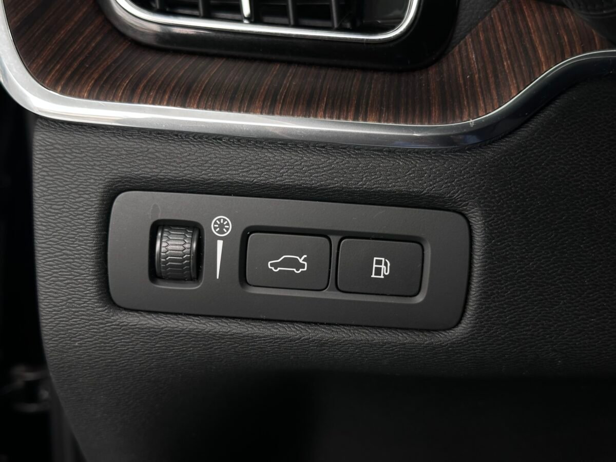 VOLVO XC60 T6 AWD  RECHARGE INSCRIPTION AUTO 