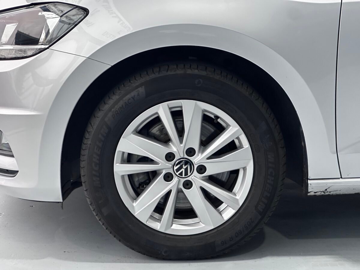 VOLKSWAGEN TOURAN 2.0 TDI 7 PLAZAS