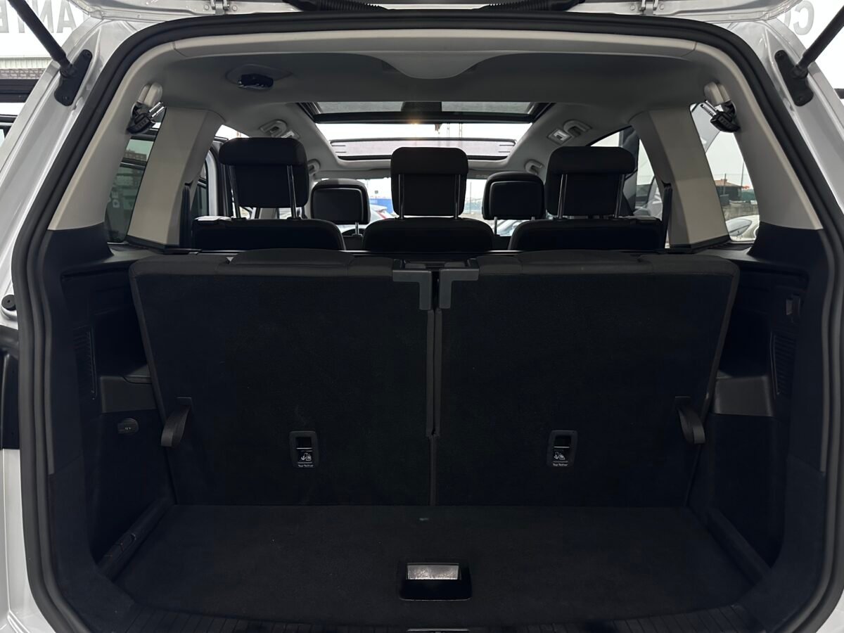 VOLKSWAGEN TOURAN 2.0 TDI 7 PLAZAS