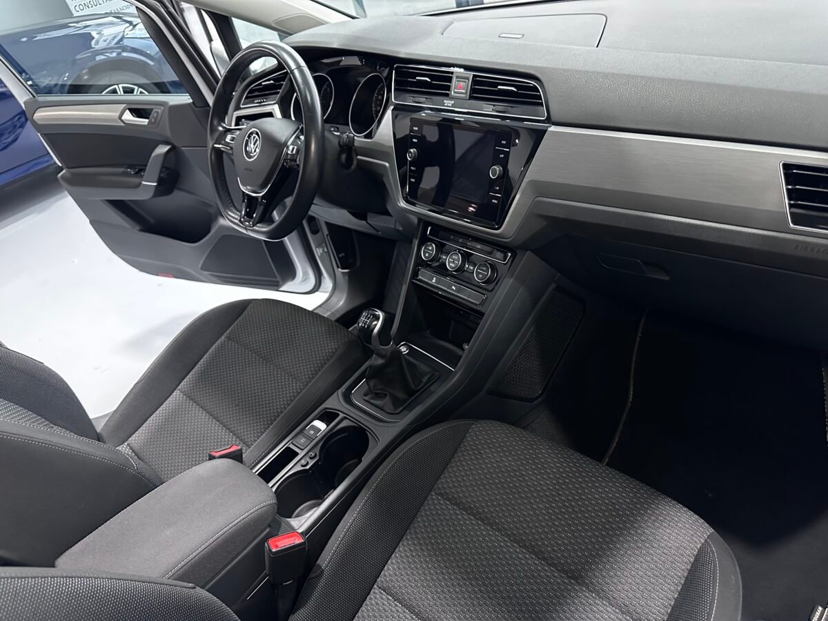 VOLKSWAGEN TOURAN 2.0 TDI 7 PLAZAS