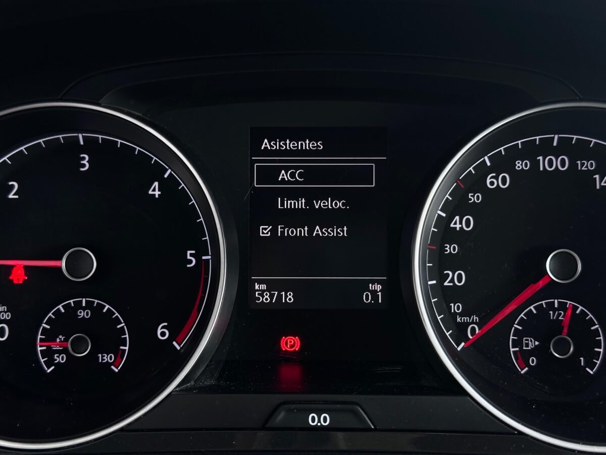 VOLKSWAGEN GOLF 1.6 TDI