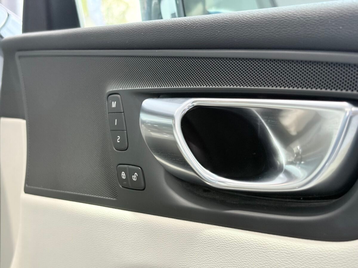 VOLVO XC60 T6 AWD INSCRIPTION AUTO