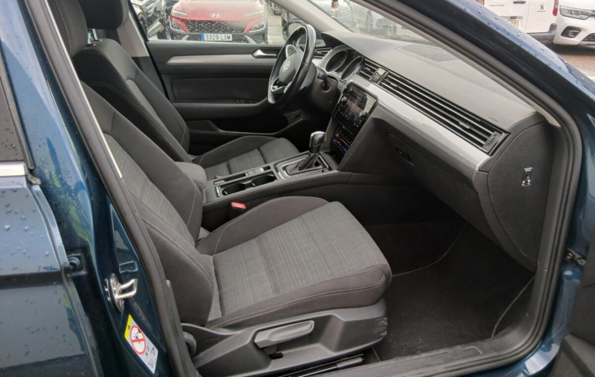 VOLKSWAGEN PASSAT 2.0 TDI DSG7 